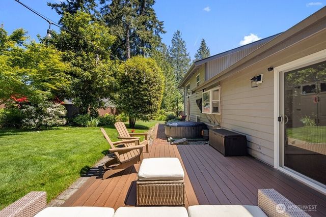 24306 87th Place W, Edmonds, WA 98026