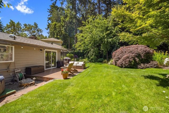 24306 87th Place W, Edmonds, WA 98026