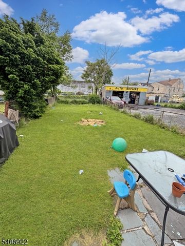 115 Kansas St, Hackensack City, NJ 07601