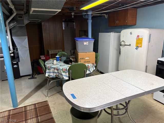 1442 Youll Street, Niles, OH 44446