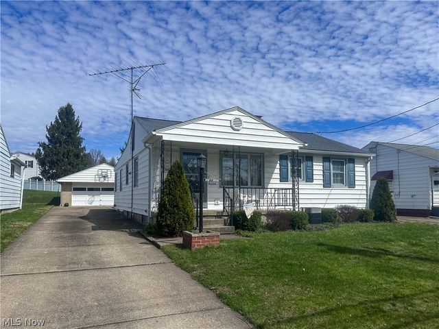 1442 Youll Street, Niles, OH 44446