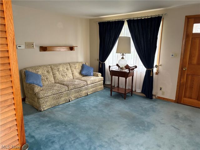 1442 Youll Street, Niles, OH 44446