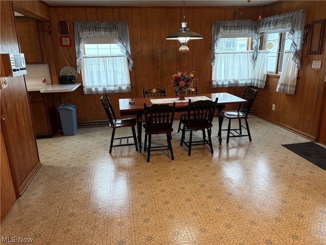 1442 Youll Street, Niles, OH 44446