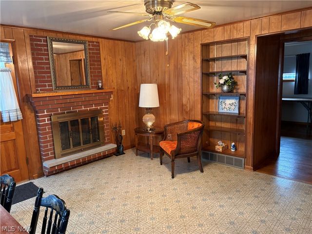 1442 Youll Street, Niles, OH 44446