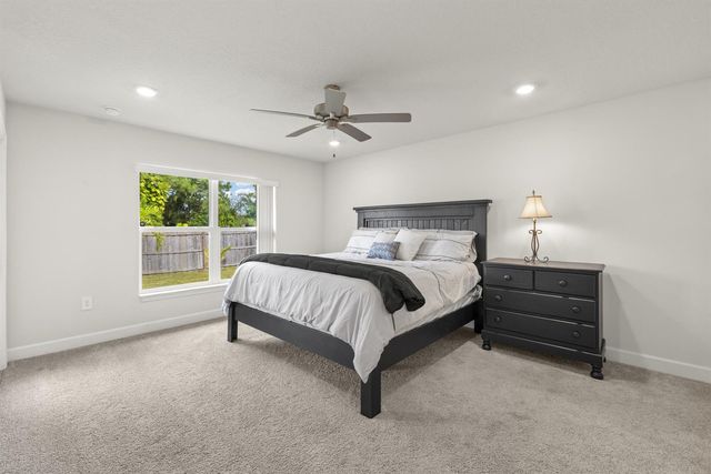 137 SW Pisces Terrace, Port St. Lucie, FL 34984