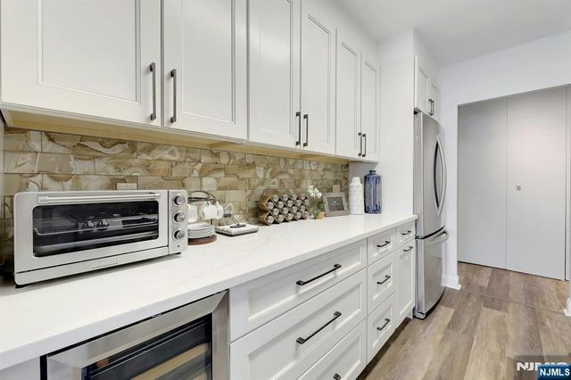 6 Horizon Road 2209, Fort Lee, NJ 07024