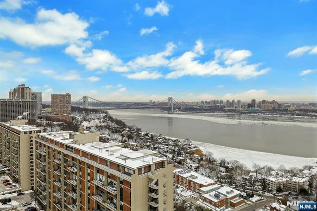 6 Horizon Road 2209, Fort Lee, NJ 07024