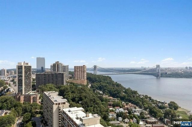 6 Horizon Road 2209, Fort Lee, NJ 07024