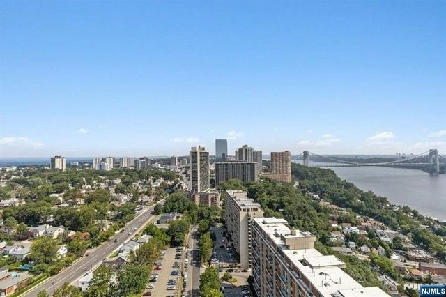 6 Horizon Road 2209, Fort Lee, NJ 07024