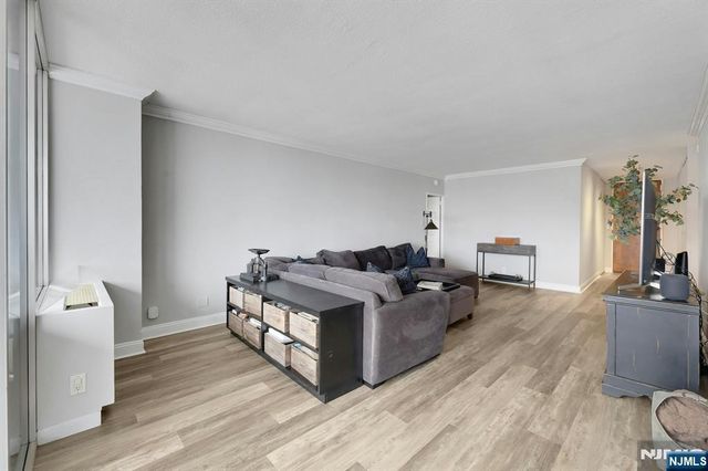 6 Horizon Road 2209, Fort Lee, NJ 07024