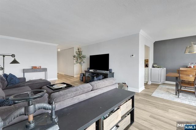 6 Horizon Road 2209, Fort Lee, NJ 07024