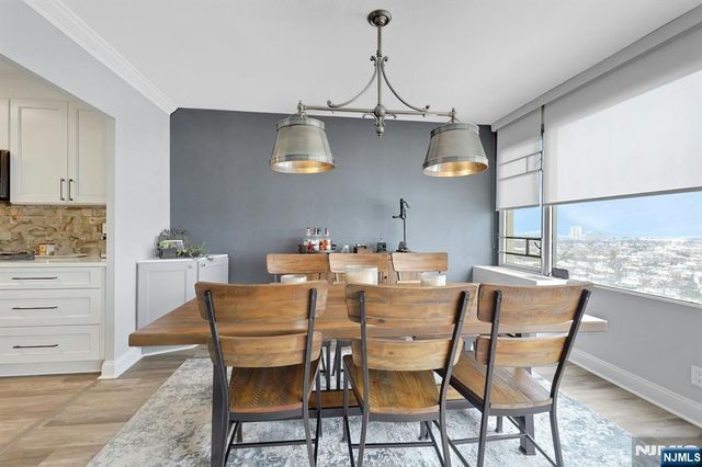 6 Horizon Road 2209, Fort Lee, NJ 07024