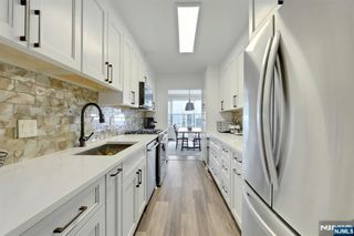 6 Horizon Road 2209, Fort Lee, NJ 07024