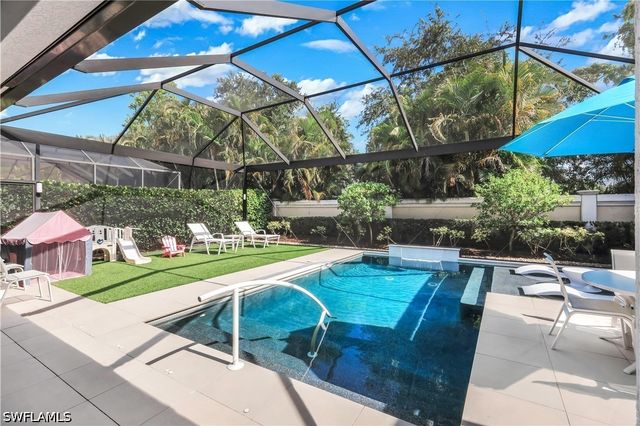 13836 Luna DR, Naples, FL 34109