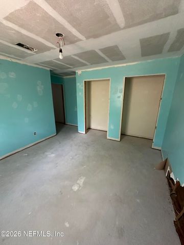 2400 RANGE LINE Road, Middleburg, FL 32068