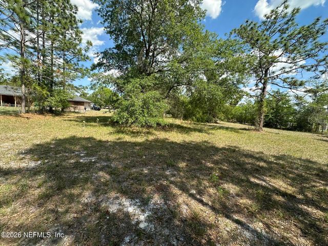 2400 RANGE LINE Road, Middleburg, FL 32068