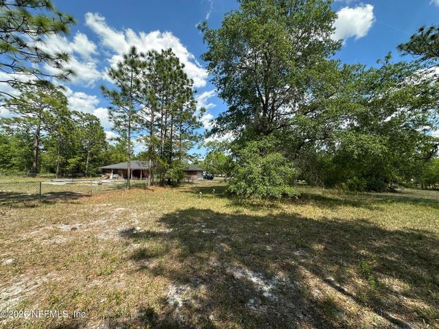 2400 RANGE LINE Road, Middleburg, FL 32068