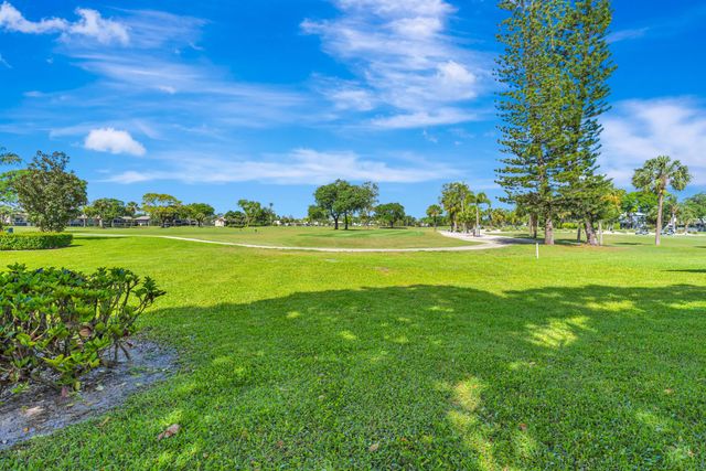 18440 SE Wood Haven Lane A, Jupiter, FL 33469