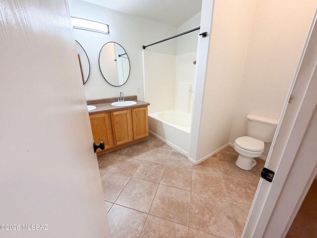 7718 S Titanite Lane, Tucson, AZ 85747