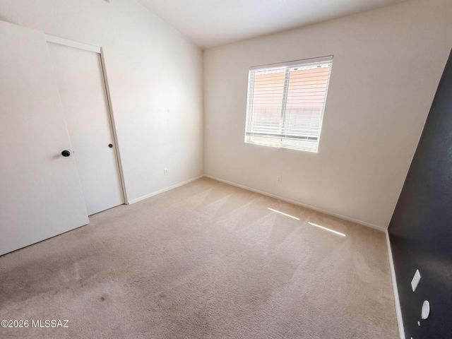 7718 S Titanite Lane, Tucson, AZ 85747