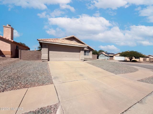 7718 S Titanite Lane, Tucson, AZ 85747