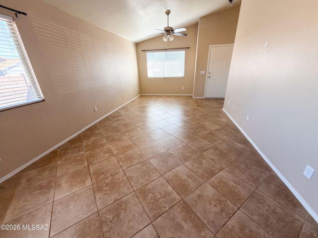 7718 S Titanite Lane, Tucson, AZ 85747