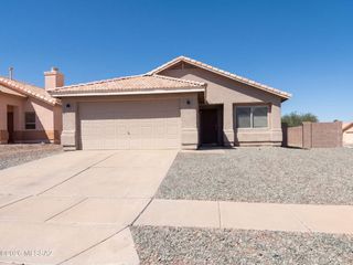 7718 S Titanite Lane, Tucson, AZ 85747