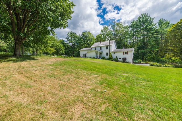 6265 VT Route 7A, Sunderland, VT 05250