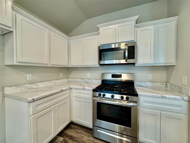 8721 E 161st Place S, Bixby, OK 74008