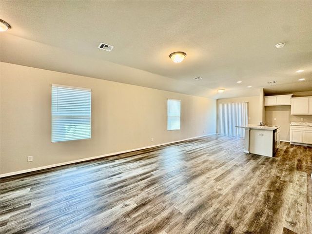 8721 E 161st Place S, Bixby, OK 74008