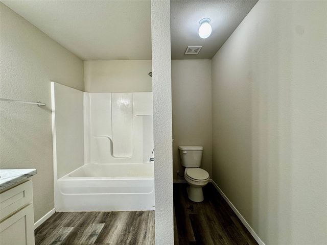 8721 E 161st Place S, Bixby, OK 74008