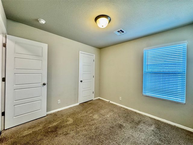 8721 E 161st Place S, Bixby, OK 74008