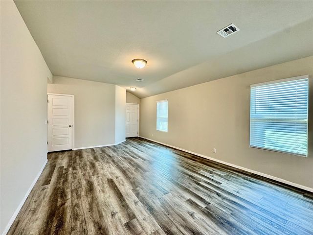 8721 E 161st Place S, Bixby, OK 74008