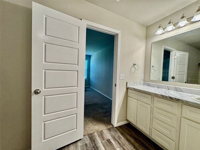 8721 E 161st Place S, Bixby, OK 74008