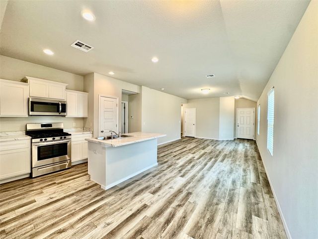 8721 E 161st Place S, Bixby, OK 74008