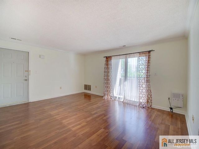 1513 Ravens Crest Drive, Plainsboro, NJ 08536