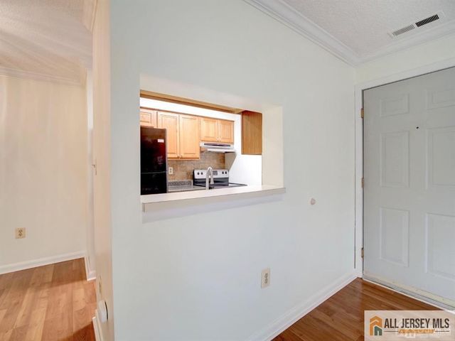 1513 Ravens Crest Drive, Plainsboro, NJ 08536