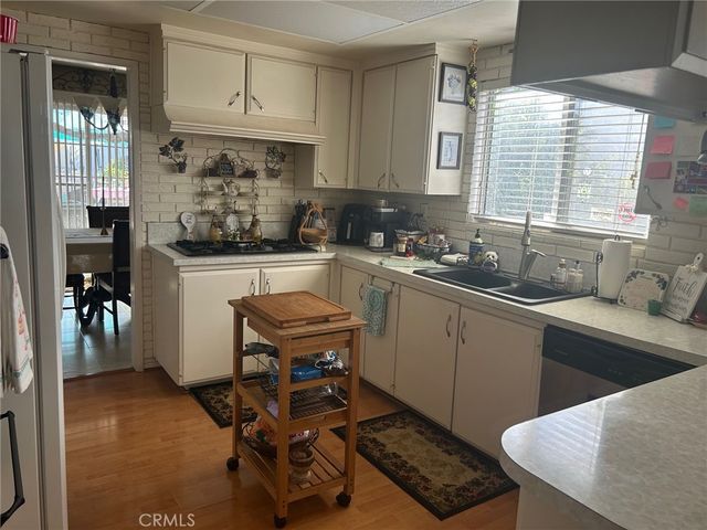 915 Carlson, Brea, CA 92821