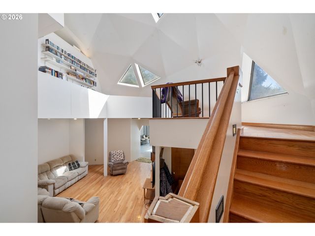 2500 WHISKEY CREEK Rd, Tillamook, OR 97141