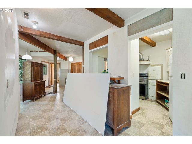 2500 WHISKEY CREEK Rd, Tillamook, OR 97141