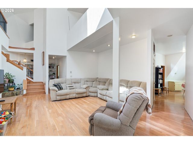 2500 WHISKEY CREEK Rd, Tillamook, OR 97141