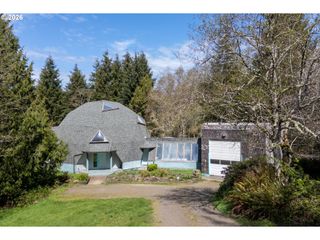 2500 WHISKEY CREEK Rd, Tillamook, OR 97141