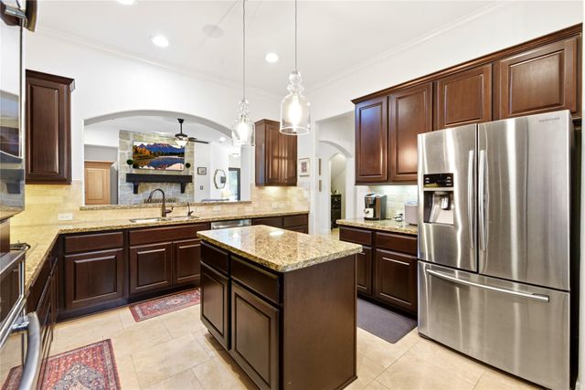 2805 Shadow Woods Court, Houston, TX 77043