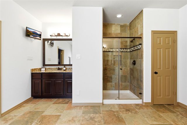2805 Shadow Woods Court, Houston, TX 77043