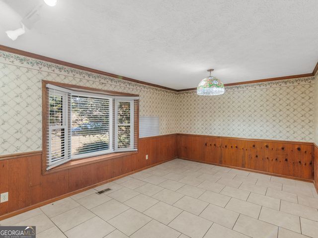 356 John Lovelace Road, Lagrange, GA 30241