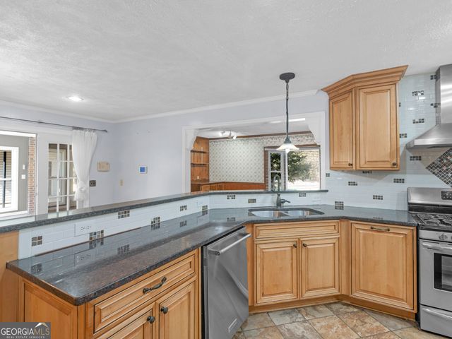 356 John Lovelace Road, Lagrange, GA 30241