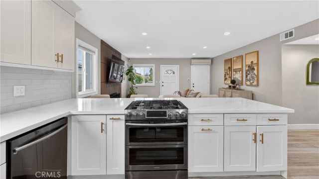 1624 La Paloma, Placentia, CA 92870