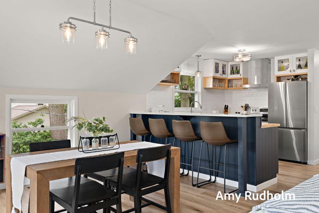 17512 N Fruitport Road, Spring Lake, MI 49456