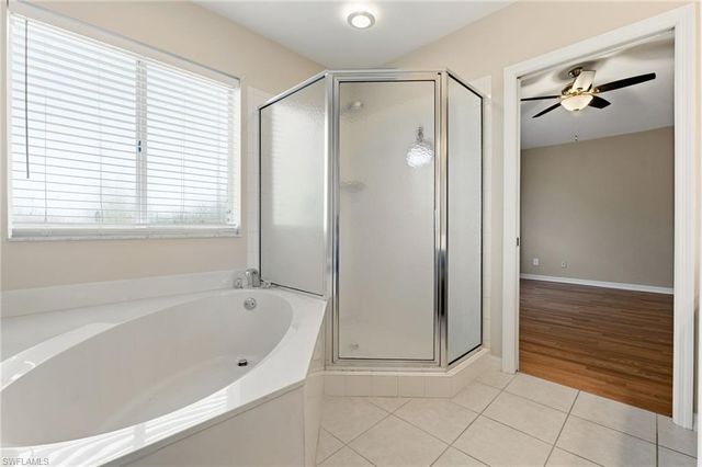 9677 Roundstone CIR, Fort Myers, FL 33967