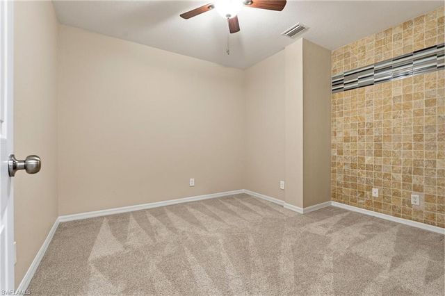 9677 Roundstone CIR, Fort Myers, FL 33967